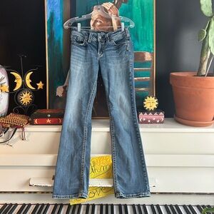 Silver Jeans Women's Flare in Classic Blue   29" X 31"